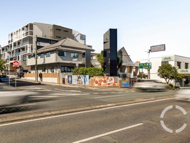 Office for sale in Toombul, Queensland