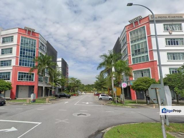 Shop for rent in Petaling, Alam Impian