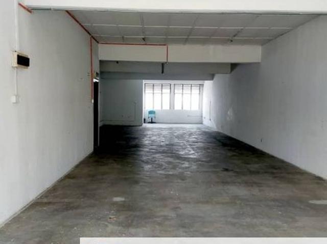 Warehouse for sale in Petaling, Alam Impian