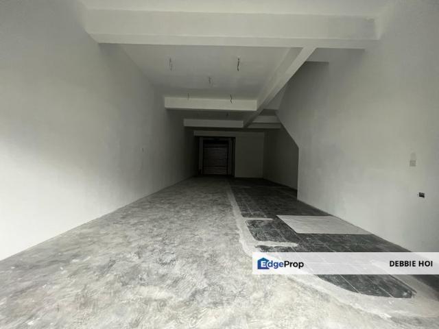 Shop for rent in Petaling, Alam Impian
