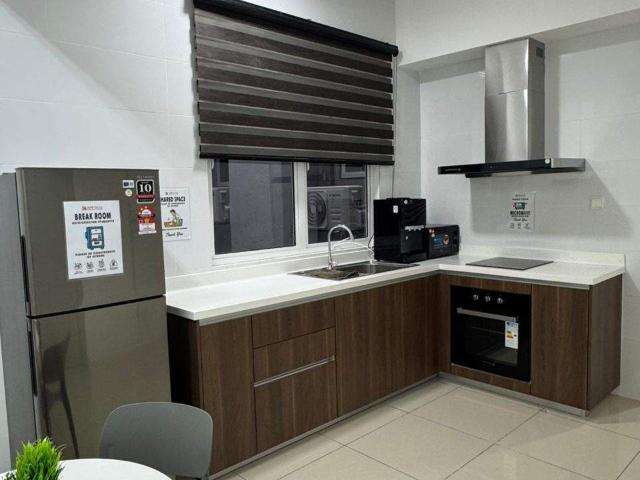 Room for rent in Petaling, Alam Impian