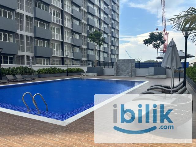 Room for rent in Petaling, Alam Impian