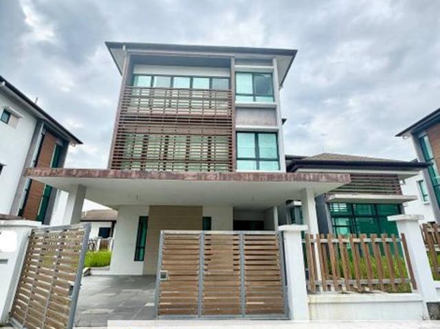 House for sale in Petaling, Alam Impian