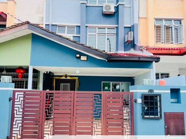 House for rent in Petaling, Alam Impian