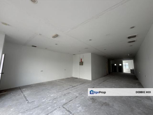 Shop for rent in Petaling, Alam Impian