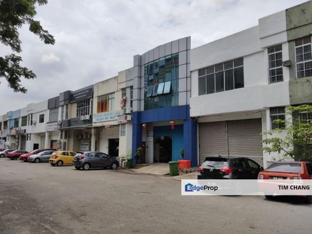 Warehouse for rent in Petaling, Subang Jaya
