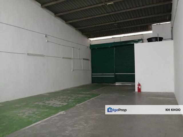 Warehouse for rent in Petaling, Subang Jaya