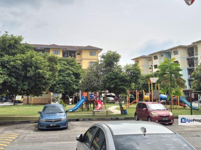 Condominium for sale in Petaling, Alam Impian