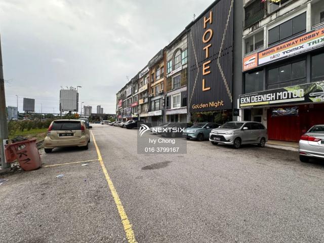 Residential House for sale in Petaling, Damansara Damai