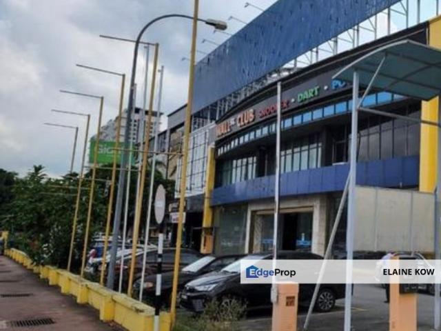Warehouse for rent in Petaling, Alam Impian
