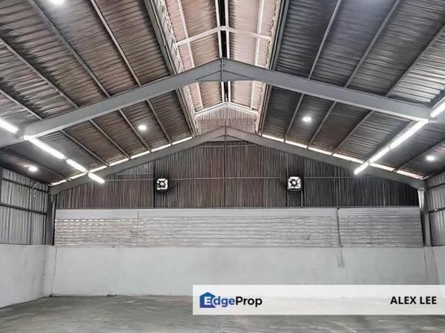 Warehouse for rent in Petaling, Subang Jaya