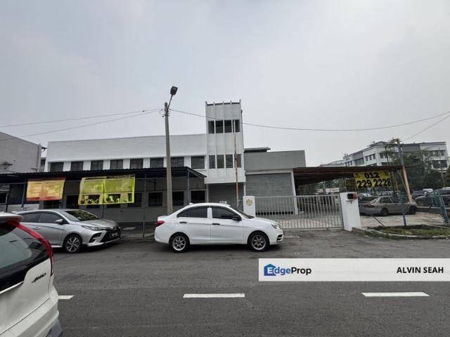Warehouse for rent in PJS 11, Majlis Bandaraya Subang Jaya