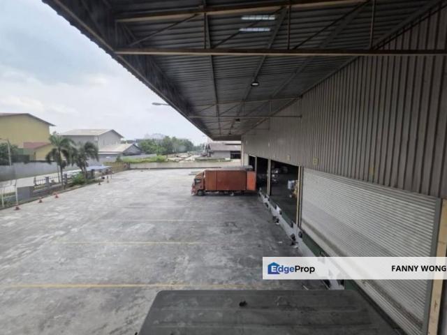 Warehouse for rent in Petaling, Subang Jaya