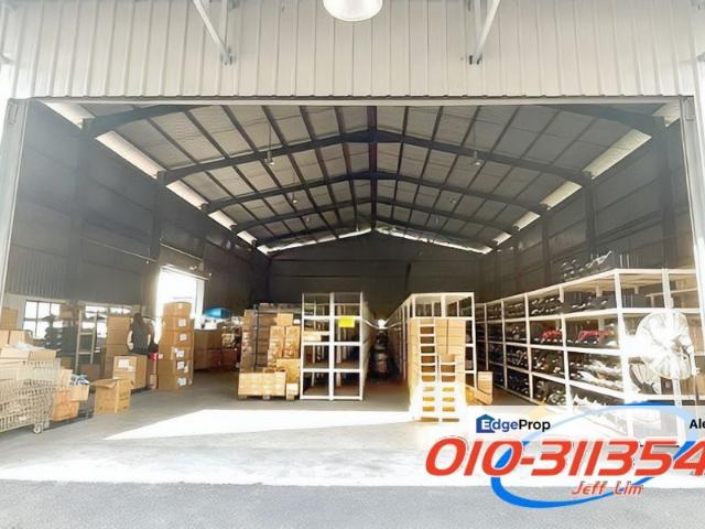 Warehouse for rent in PJS 11, Majlis Bandaraya Subang Jaya