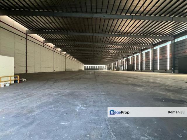 Warehouse for rent in Petaling, Subang Jaya