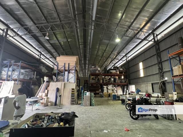 Warehouse for rent in Petaling, Subang Jaya