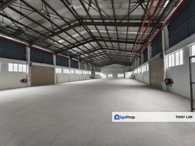 Warehouse for rent in Petaling, Subang Jaya