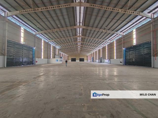 Warehouse for rent in Petaling, Subang Jaya