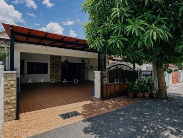 Terraced House for sale in Petaling, Subang Jaya