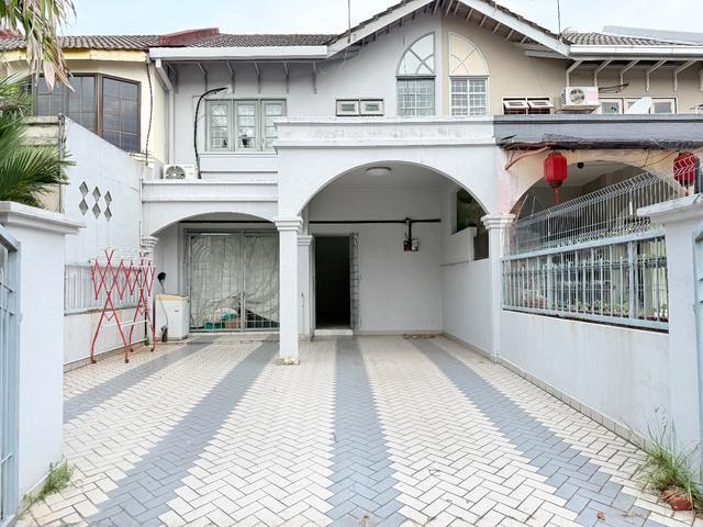 Terraced House for sale in Petaling, Subang Jaya
