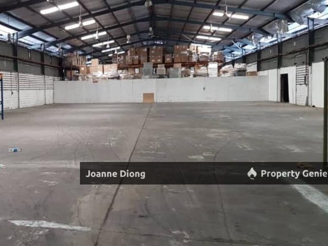 Shop for rent in Petaling, Subang Jaya
