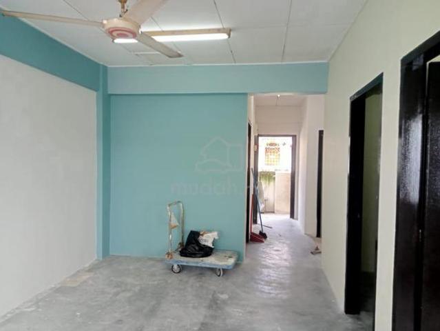Flat for sale in Petaling, Subang Jaya