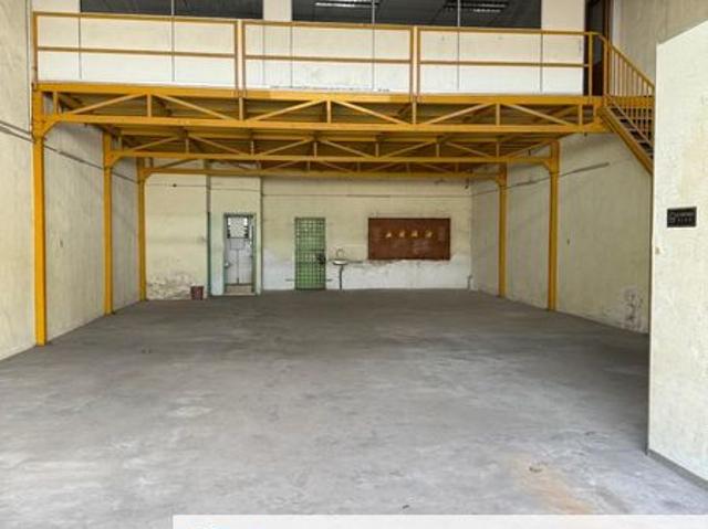 Warehouse for rent in Petaling, Subang Jaya