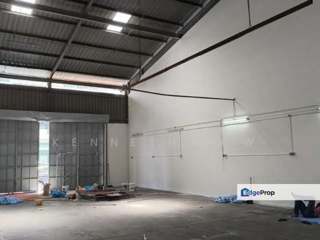 Warehouse for rent in Majlis Bandaraya Subang Jaya, Petaling