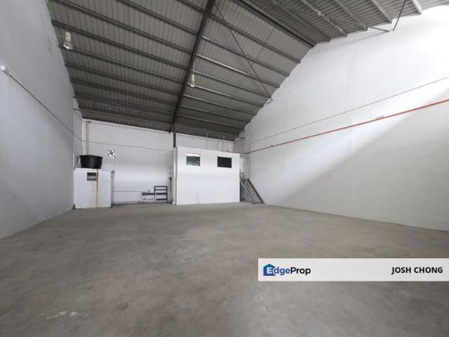 Warehouse for rent in Petaling, Subang Jaya