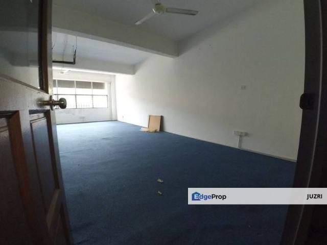 Shop for rent in Petaling, Alam Impian