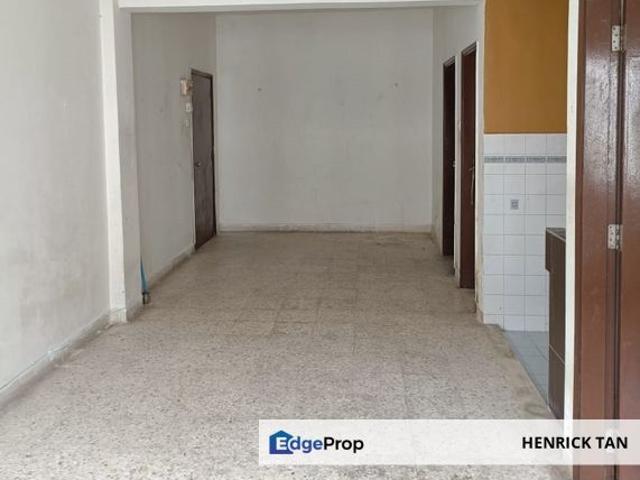 Condominium for sale in Petaling, Subang Jaya