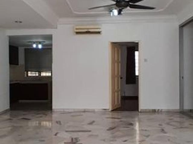 Condominium for sale in Petaling, Subang Jaya