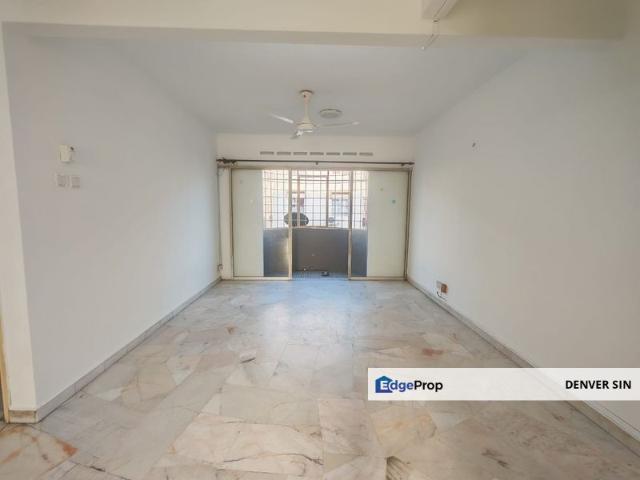 Condominium for sale in Petaling, Subang Jaya