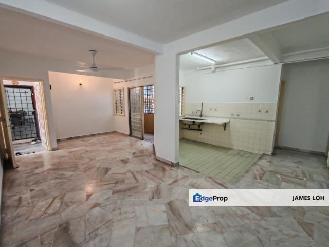 Condominium for sale in Petaling, Subang Jaya