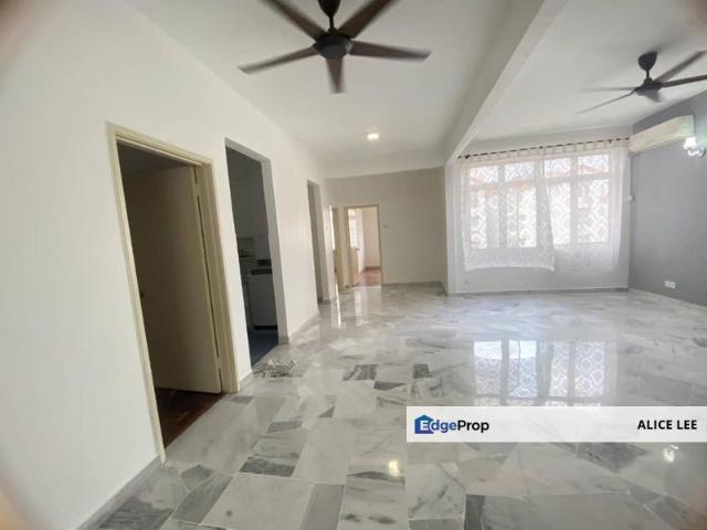 Condominium for sale in Petaling, Subang Jaya