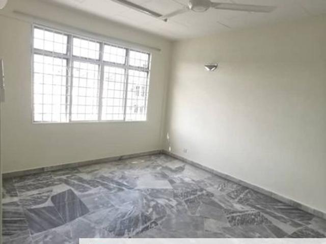 Condominium for sale in Petaling, Subang Jaya