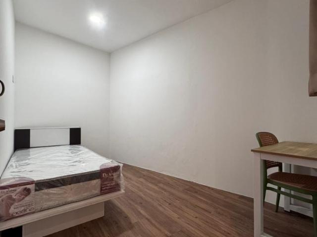 Room for rent in Petaling, Alam Impian