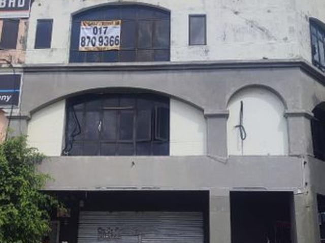 Shop for sale in Petaling, Alam Impian