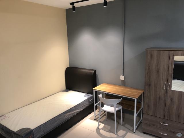 Room for rent in Petaling, Alam Impian