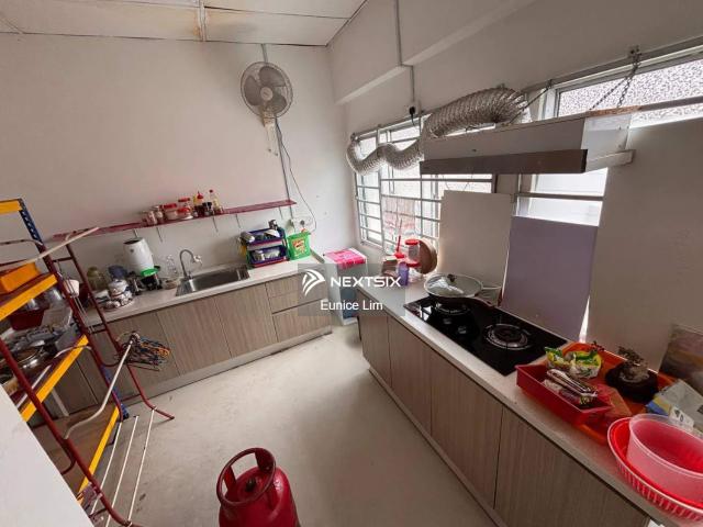 Shop for rent in Country Heights Damansara, Kuala Lumpur