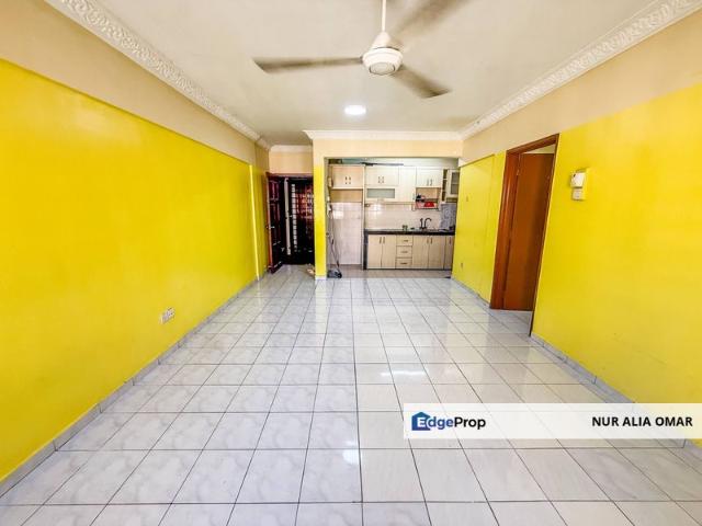 Condominium for sale in Petaling, Alam Impian