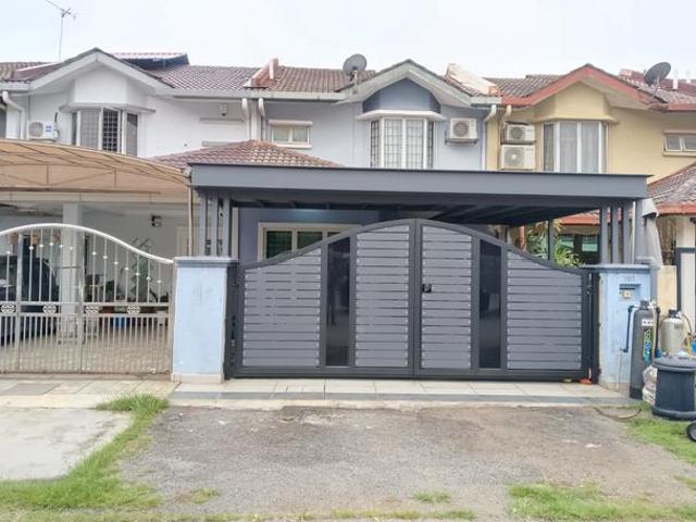 Terraced House for sale in Shah Alam, Petaling
