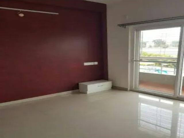 Property for rent in Deri