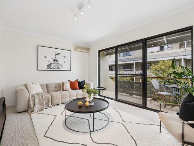 Room for rent in Subiaco Po, Western Australia