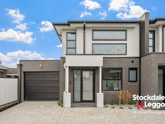 Townhouse for sale in Camerons Creek, Victoria