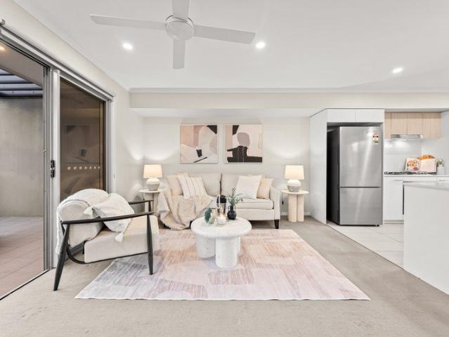 Townhouse for sale in Toombul, Queensland