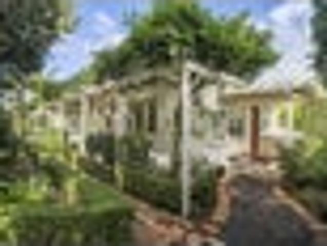 House for sale in Balmoral