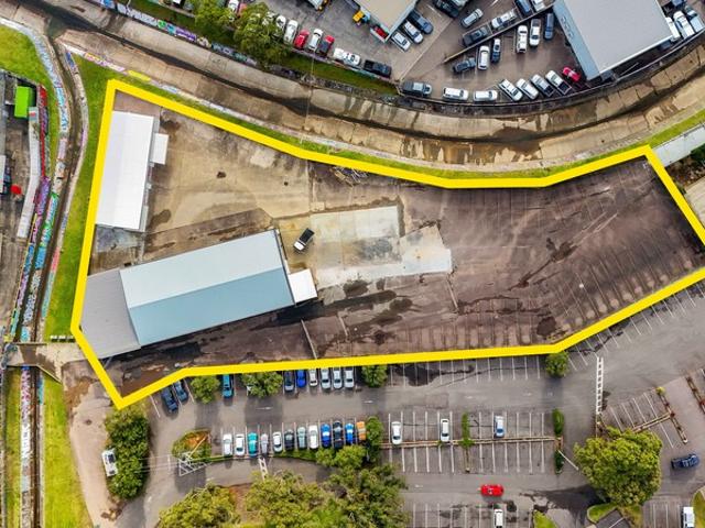 Warehouse for sale in Ambergate, New South Wales