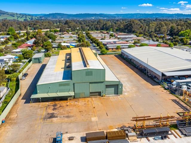 Warehouse for sale in Albury, New South Wales