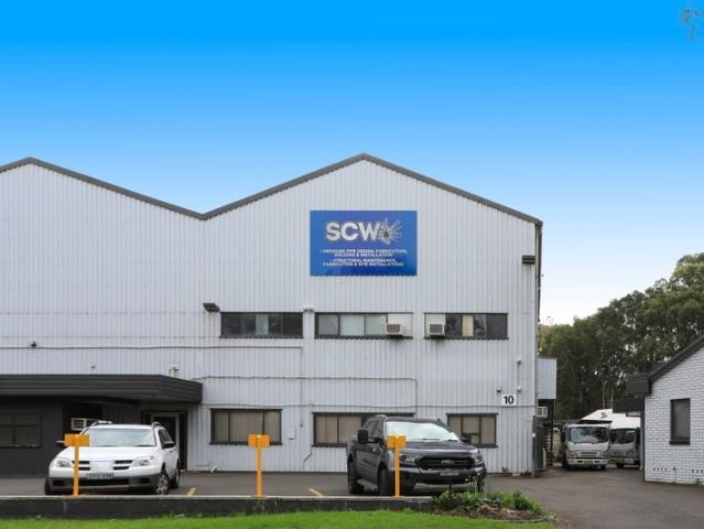 Warehouse for rent in Wollongong West, New South Wales